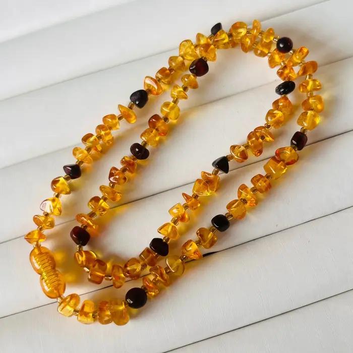 Collier en ambre naturel pour femmes