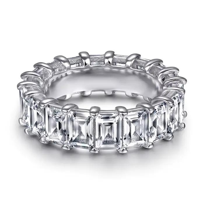 Bague en Zircon de laboratoire taille émeraude
