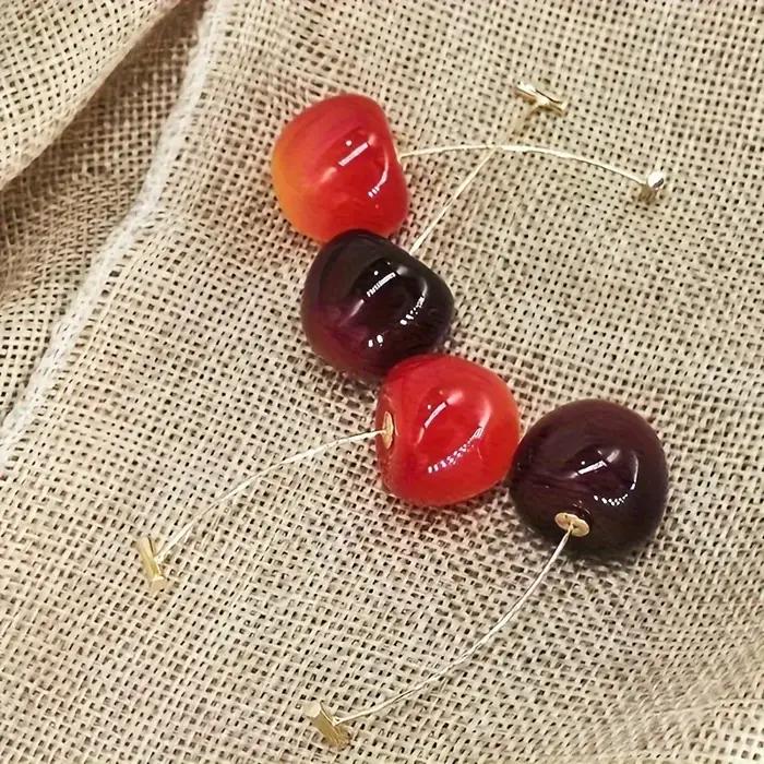 Boucles d'oreilles cerise rouge douce pour femmes