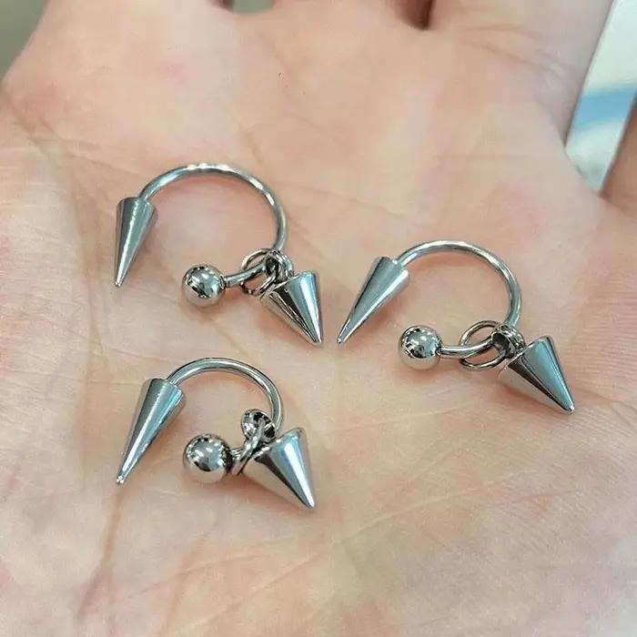 Boucles d'oreilles Punk à rivets couleur argent pour femmes et hommes