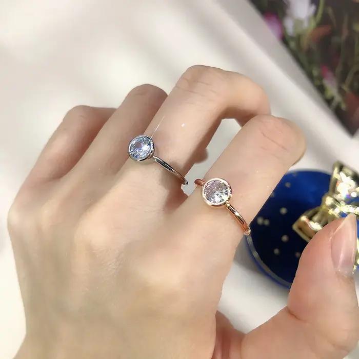 Bague de promesse en cristal minimaliste pour femmes