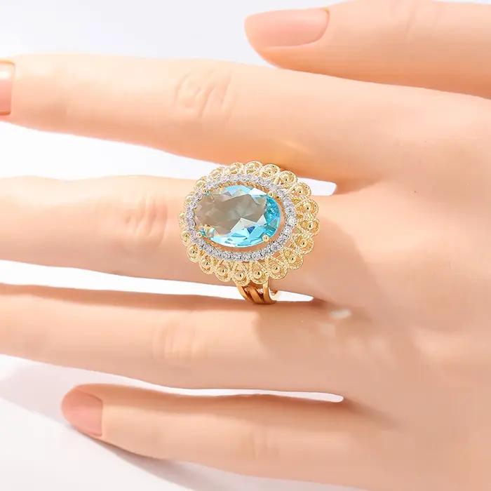 Bague ovale scintillante de luxe en zircone synthétique bleue pour femme