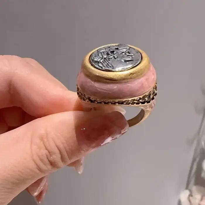 Bijoux Vintage couleur or pièce ancienne tête de beauté anneaux roses pour femme goutte d'huile Antique mariage fiançailles luxe concepteur