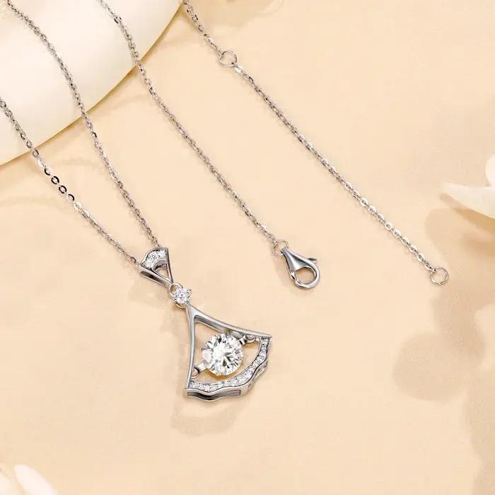 M-JAJA 1ct Moissanite jupe pendentif collier pour femmes S925 en argent Sterling diamant