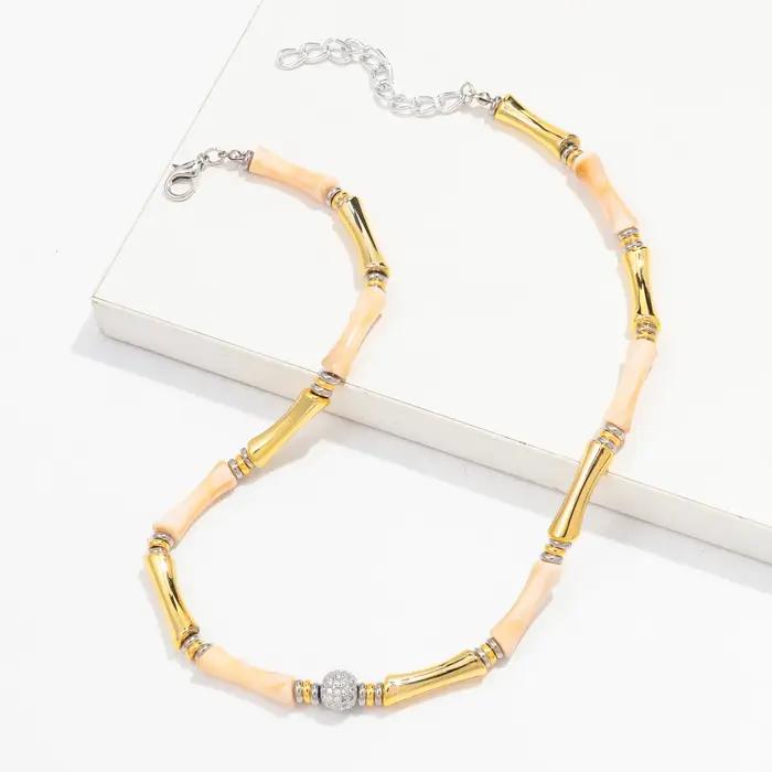 Boho Acrylique Bambou Tube Incurvé Empilable Président Colliers, Bracelet pour Femmes Hommes, Hip Hop Résine Coude Perles Collier Ras Du Cou 2024 Bijoux
