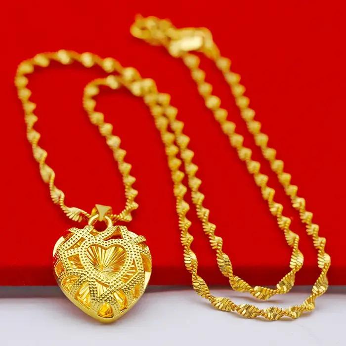 Collier court plaqué or 18 carats style religieux pour femme bijou fin cadeau de fête occasions spéciales anniversaire mariage halloween noël