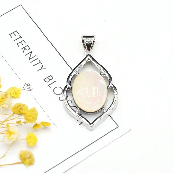 Pendentif en pierre naturelle pour femme, forme géométrique européenne et américaine, collier de bricolage, accessoires de bijoux, cadeaux exquis, nouveau