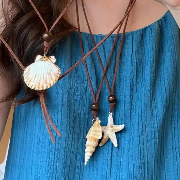Collier pendentif coquillage style vacances en bord de mer
