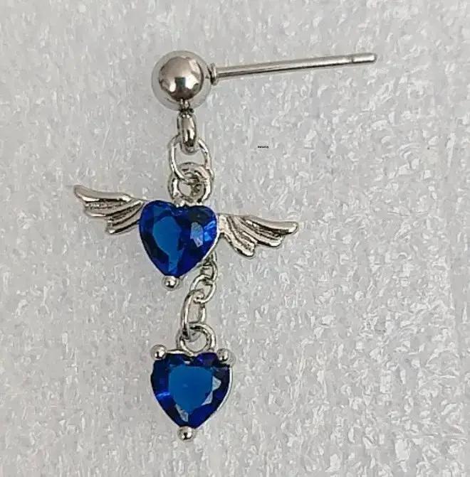 Boucles d'oreilles en forme d'aile d'ange en forme de cœur