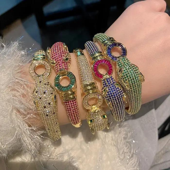 Bracelet léopard de luxe plaqué or 18 carats