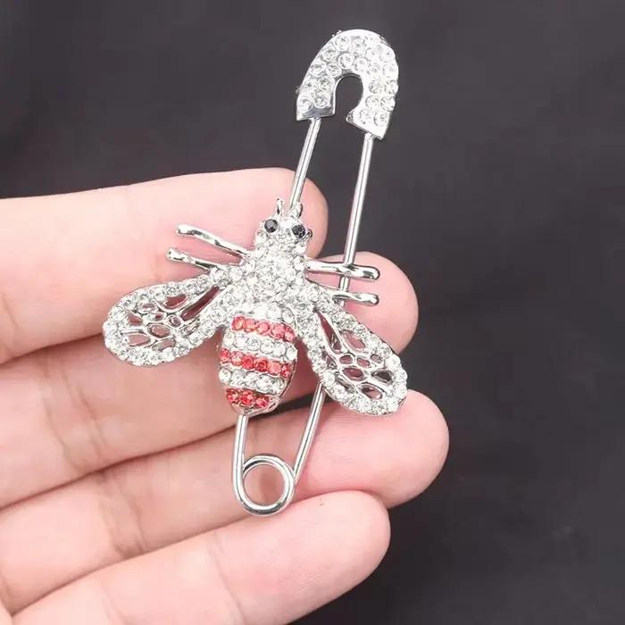 Broches de luxe en cristal en forme d'abeille pour femmes élégantes et occasions spéciales