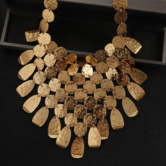 Collier circulaire irrégulier vintage avec chaîne de clavicule exagérée bohème et nouvelle chaîne de pull polyvalent pour femmes occasions spéciales