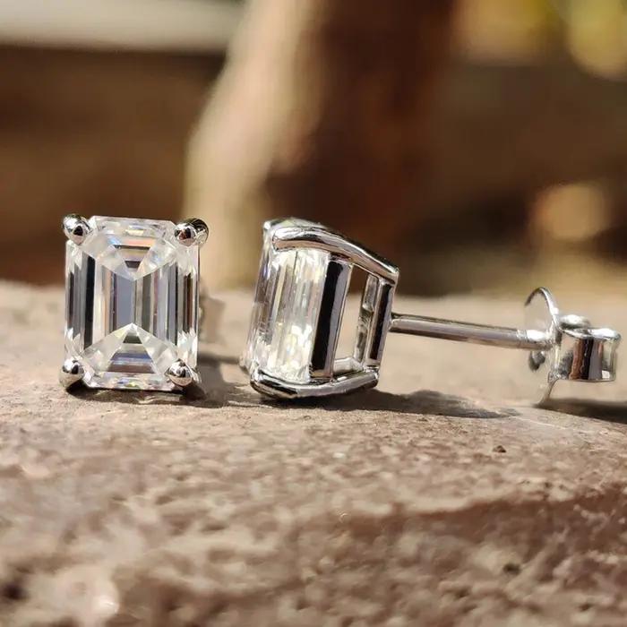 Boucles d'oreilles en Moissanite émeraude/radiante