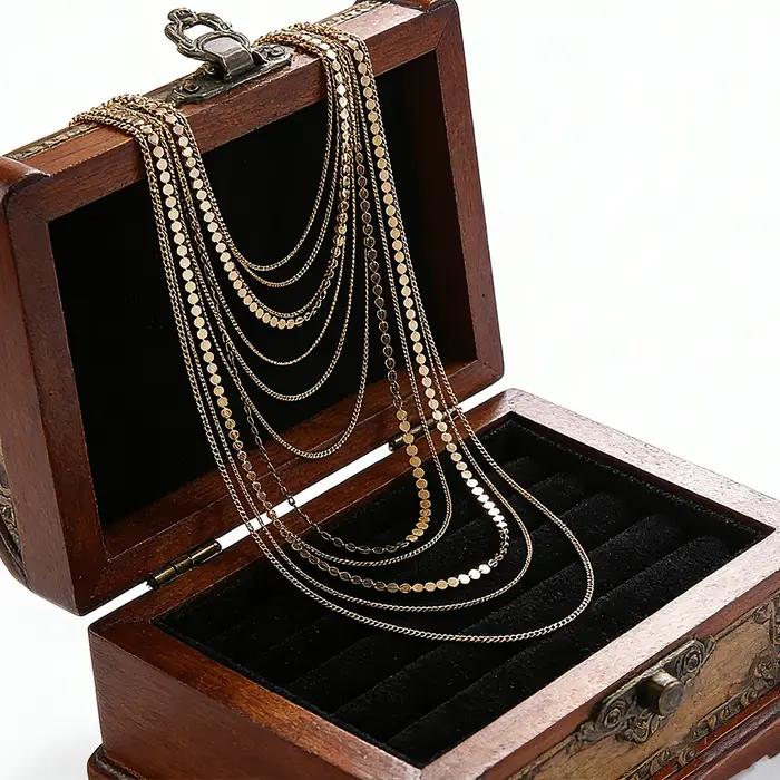 Collier doré à déclaration pour femmes avec motifs de chaînes mixtes, chaîne d'extension, style moderne et audacieux pour soirées et événements formels