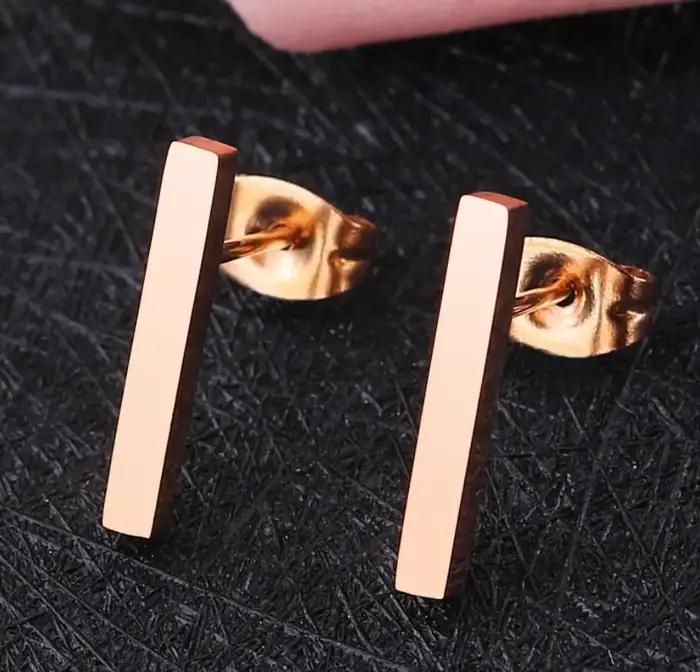 SMJEL Nouveauté 2026 Boucles d'oreilles simples en T pour femmes