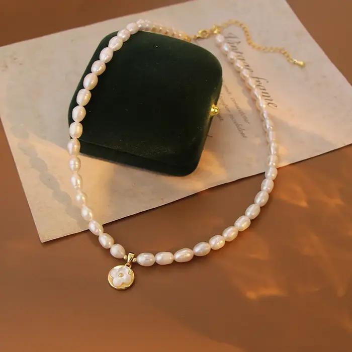 Nouveauté à la mode fleur porte-bonheur perle d'eau douce naturelle 14K or rempli dame pendentif collier bijoux cadeau de mariage pas de décoloration