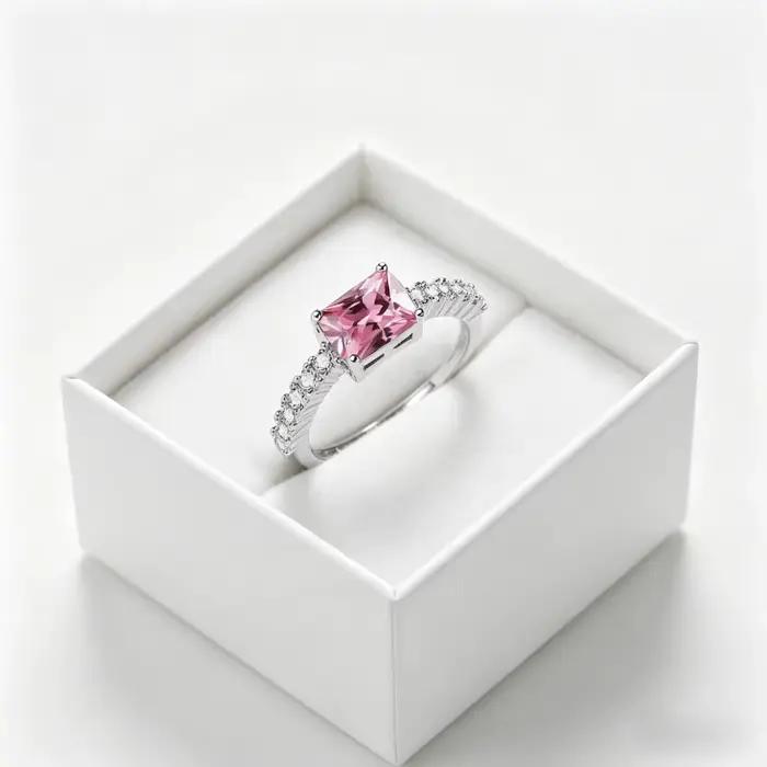 Bague élégante en argent 925 avec zircon cubique