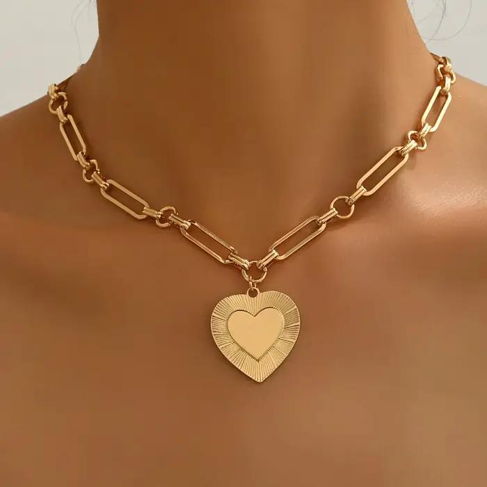 Collier avec pendentif cœur plaqué or pour femme