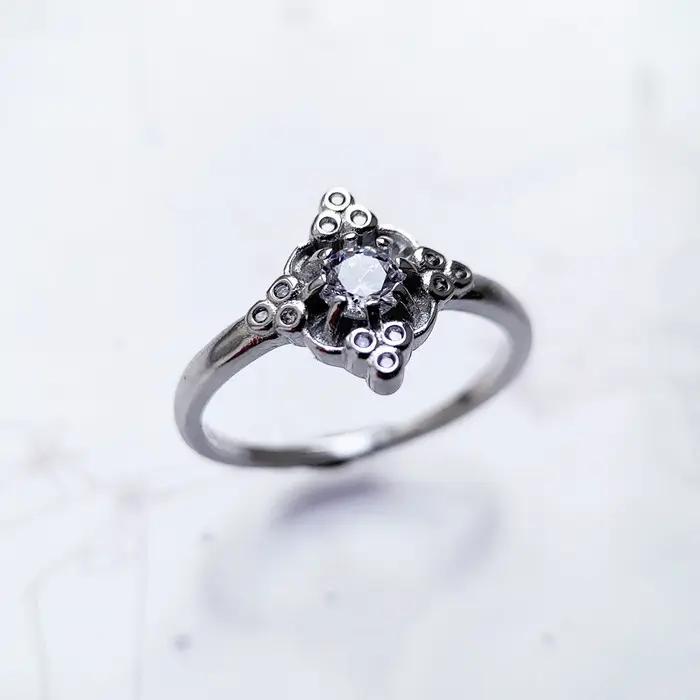 Bague en pierre colorée Zig Zag pour femmes
