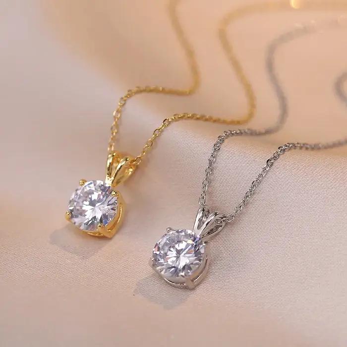 Collier avec pendentif en diamant Carat pour femmes