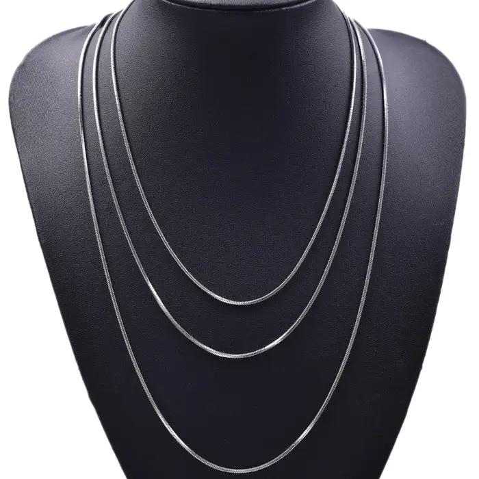 Collier serpent en acier inoxydable avec chaîne serpent pour femmes et hommes occasions spéciales bijoux modernes et élégants
