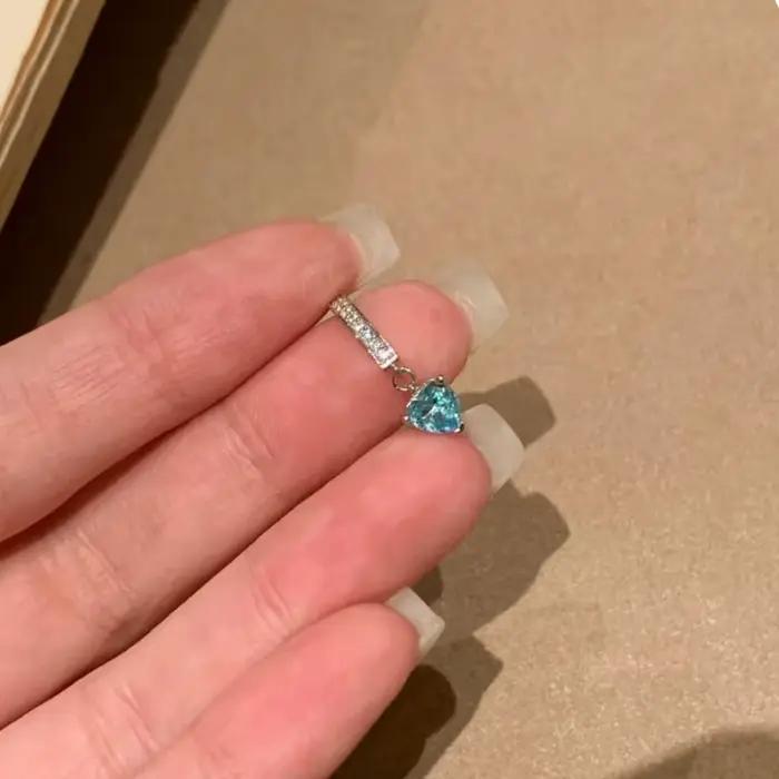 Bagues en cristal bleu-glace pour femmes avec goutte d'eau, style classique, bagues de cocktail ajustables pour soirées et cadeaux spéciaux