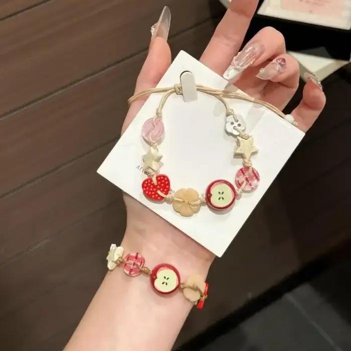 Bracelet à breloques en forme de pommes pour femmes