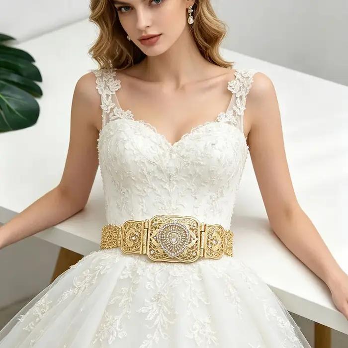 Chaîne de taille dorée pour femme