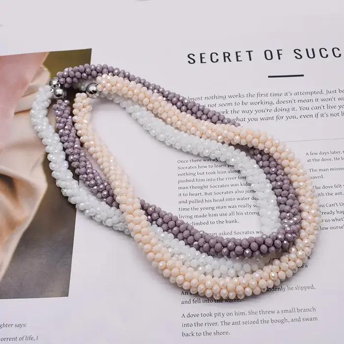 Ensemble collier et Bracelet de perles tissées à la mode