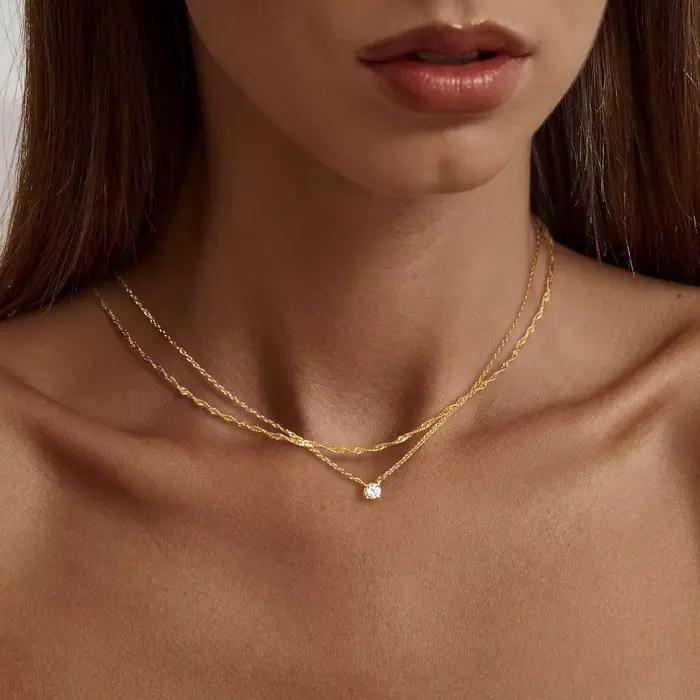 Collier en diamant pour femmes mariage élégant avec pendentif rond en or plaqué et zirconium simple cadeau spécial