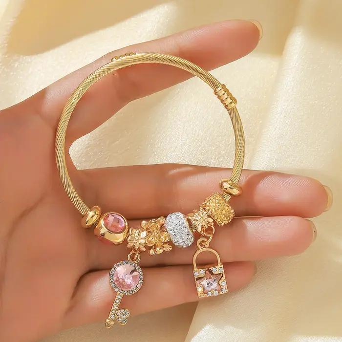 Bracelet de perles multi-éléments pour femmes design géométrique élégant et durables couleurs variées pour cadeaux rendez-vous fêtes et festivals