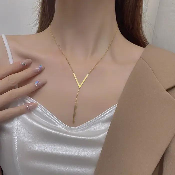 Collier clavicule Long et Sexy en forme de V pour femmes