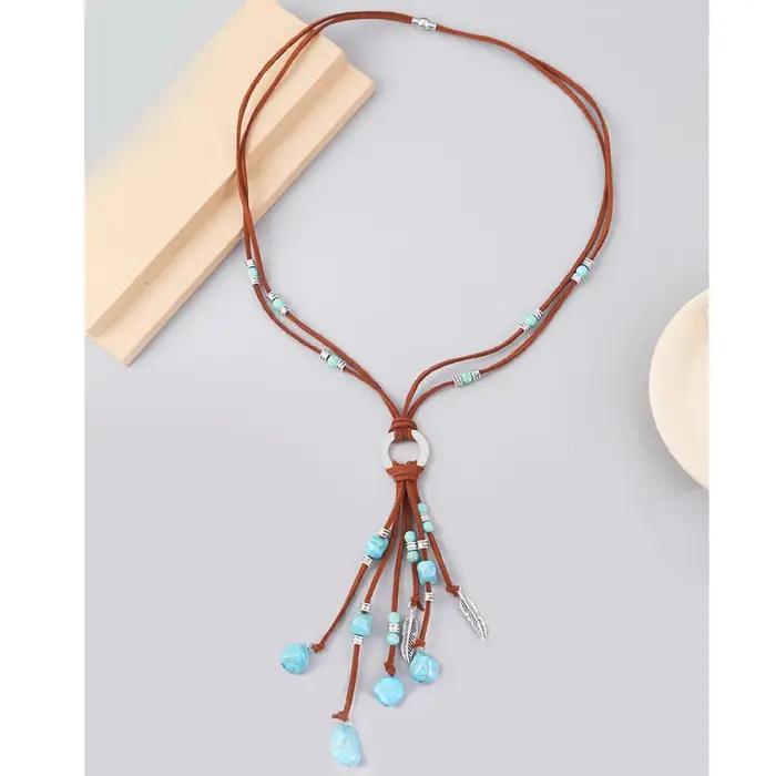 Collier de turquoise en daim synthétique bohème fait à la main