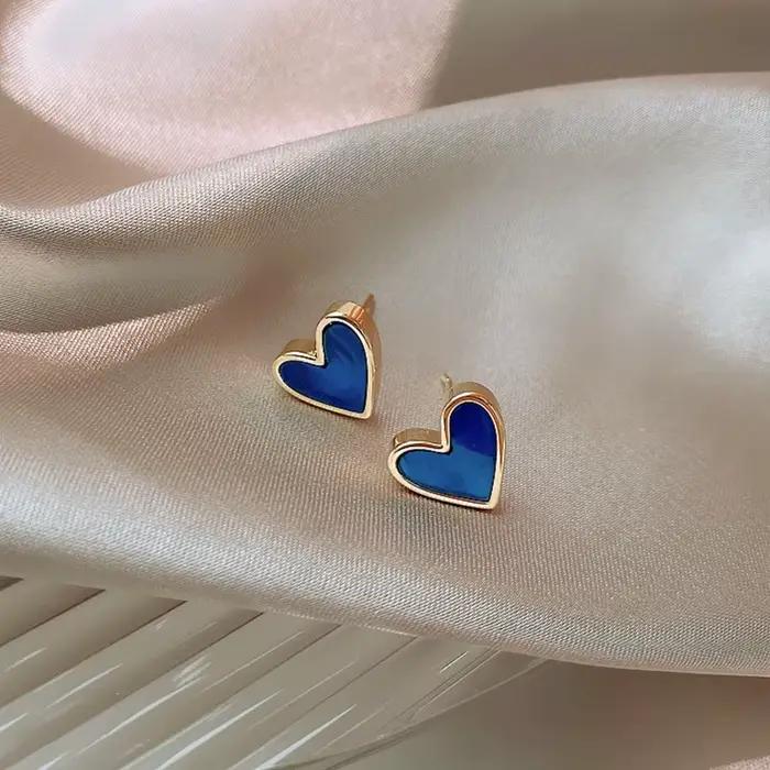 Vintage en forme de coeur bleu blanc amour boucles d'oreilles femme tempérament Niche