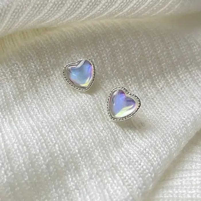 Clip d'oreille sans trou d'oreille pour femmes, Clip d'oreille d'été léger de luxe, petit cœur opale