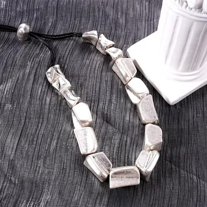 Collier irrégulier Unique marocain pour femmes avec corde réglable