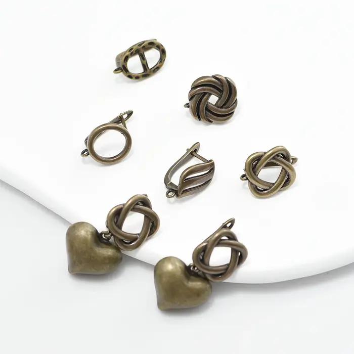 1 paire de boucles d'oreilles en Bronze Antique