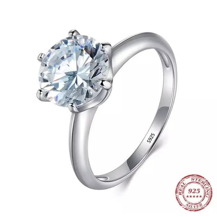 Bague en argent sterling 925 sertie de zirconium cubique pour engagement et occasions spéciales femme style classique