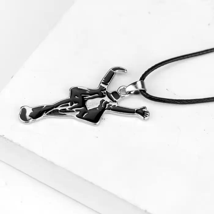 Collier Michael Jackson BAD, Pendentif MJ Classique Rock Roll Intemporel, Bijou Punk Tendance, Cadeau pour Hommes et Femmes