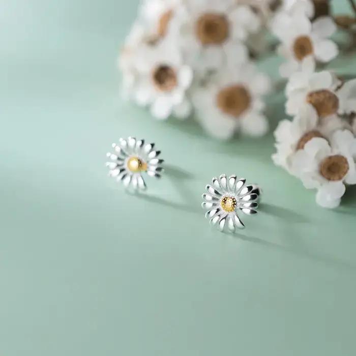 Boucles d'oreilles La Monada en argent sterling 925 avec motif plante pour femmes, idéales pour les occasions spéciales et la sophistication élégante